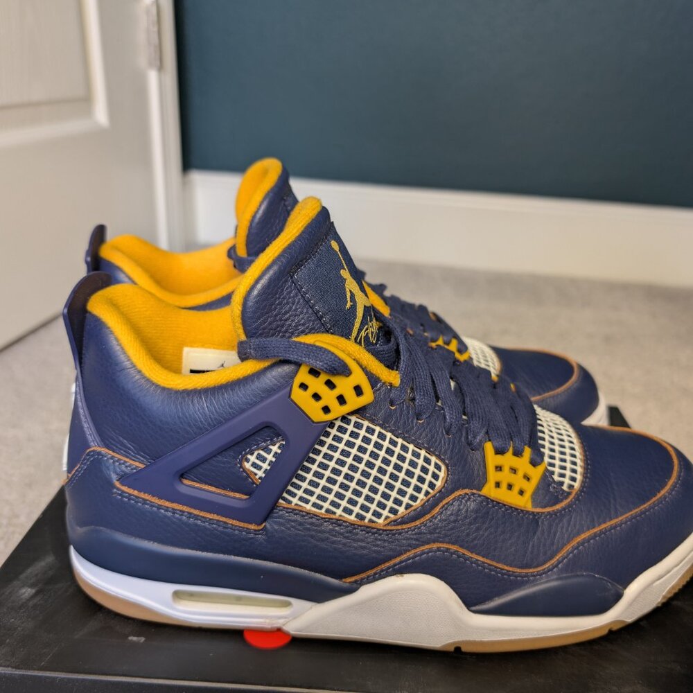 Air Jordan 4s "Dunk From Above" Size 10